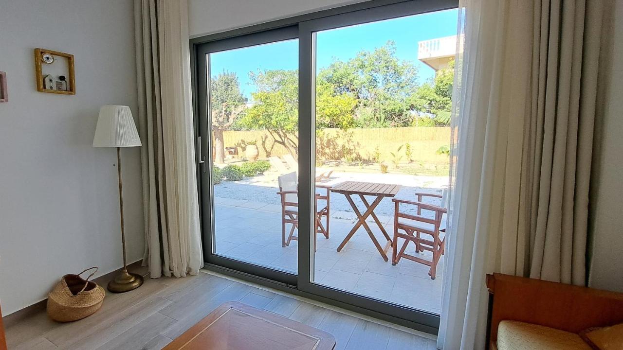 Ismini Apartments Myrtos Buitenkant foto